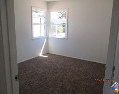 3253 W Avenue L6 - Photo Thumbnail 6