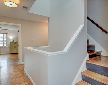 815 Colonial Avenue - Photo Thumbnail 27