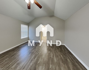 9566 Daly Dr - Photo Thumbnail 8