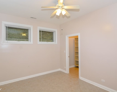 938 N. Washtenaw, Unit G - Photo Thumbnail 8