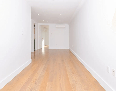 473 Park Place - Photo Thumbnail 1