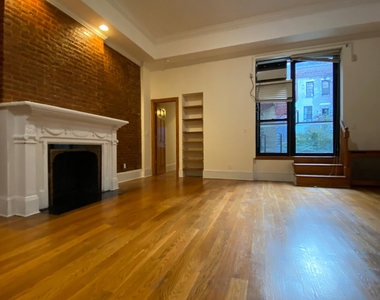 314 West 104th Street - Photo Thumbnail 4