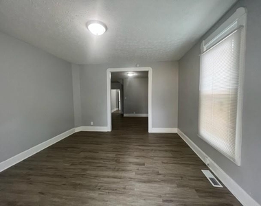 1038 N Tuxedo Street - Photo Thumbnail 4