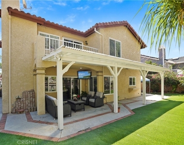 8041 Valley Flores Drive - Photo Thumbnail 39