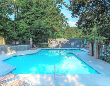 55 Monet Court Nw - Photo Thumbnail 18