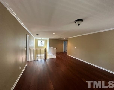 1220 Mantra Court - Photo Thumbnail 14