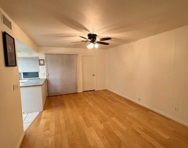 4515 W Brown Street - Photo Thumbnail 4