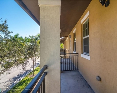 1324 Sw 147 Av - Photo Thumbnail 15