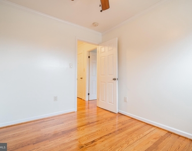 3310 Arundel Avenue - Photo Thumbnail 15