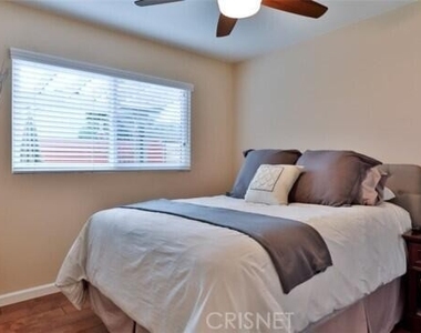 5474 Geoffrey Avenue - Photo Thumbnail 9