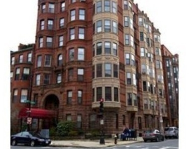 295 Beacon St Unit 43 - Photo Thumbnail 7