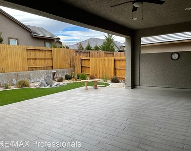 2190 Arpagos Lane - Photo Thumbnail 26