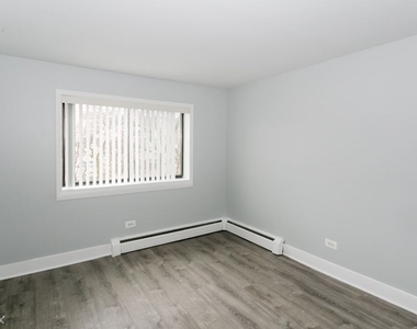 6001 N. Kenmore, Unit 405 - Photo Thumbnail 15