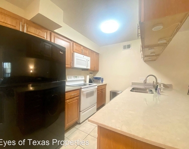 910 Duncan Lane Apt 15 - Photo Thumbnail 4