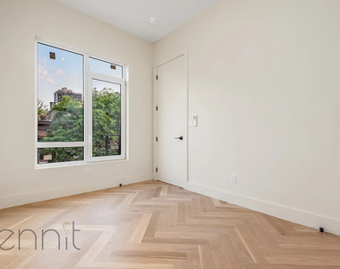 179 Meserole Street - Photo Thumbnail 5