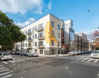 179 Meserole Street - Photo Thumbnail 12