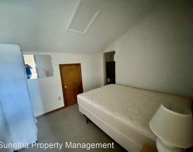 5584 County Road 600, Unit 111 - Photo Thumbnail 5