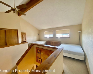 5584 County Road 600, Unit 111 - Photo Thumbnail 4