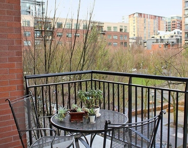 1030 Nw Johnson St # 321 - Photo Thumbnail 29