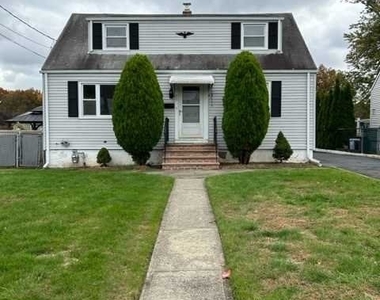 40 Godwin Avenue - Photo Thumbnail 0