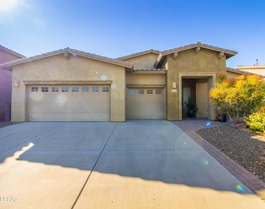 11877 N Mesquite Hollow Drive - Photo Thumbnail 29