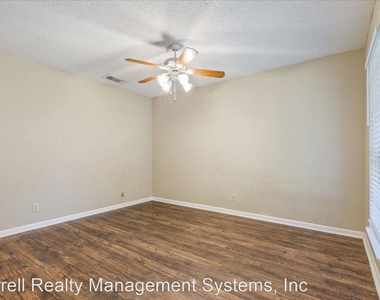 225 Londonderry, Apt. 202 - Photo Thumbnail 2