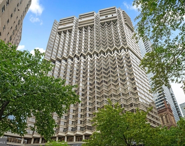 202 W Rittenhouse Square - Photo Thumbnail 11