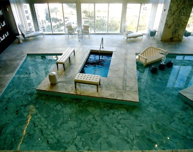 475 Brickell Ave - Photo Thumbnail 0