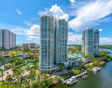 150 Sunny Isles Blvd - Photo Thumbnail 4