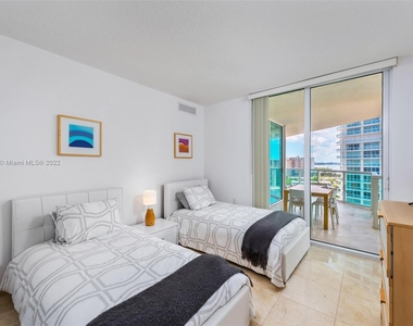 150 Sunny Isles Blvd - Photo Thumbnail 15