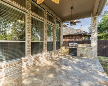 5529 Bentrose Drive - Photo Thumbnail 33