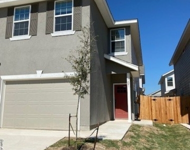 10313 Lynwood Village - Photo Thumbnail 1