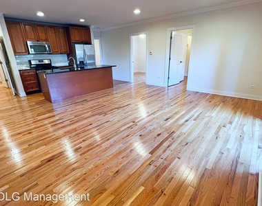 4520 N. Beacon - Photo Thumbnail 2