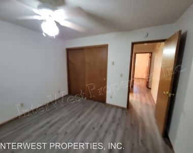 12175 Sw Allen Blvd - Photo Thumbnail 6