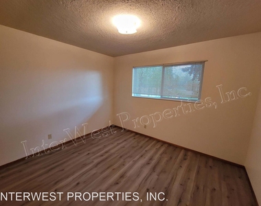 12175 Sw Allen Blvd - Photo Thumbnail 9