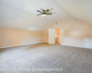 1410 Scrub Oak Drive - Photo Thumbnail 19