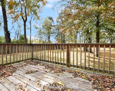 1410 Scrub Oak Drive - Photo Thumbnail 20