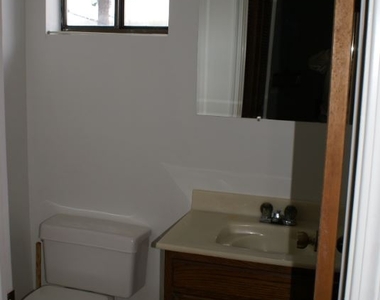 2457 Imperial St - Photo Thumbnail 4