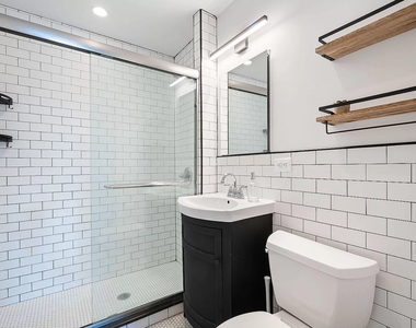 115 Greenpoint Avenue - Photo Thumbnail 4
