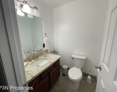 878 Peepsight Court - Photo Thumbnail 12