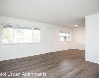 3021 Ne Glisan St., #107 - Photo Thumbnail 6