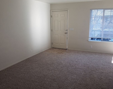 1125 Sheridan Avenue #52 - Photo Thumbnail 8