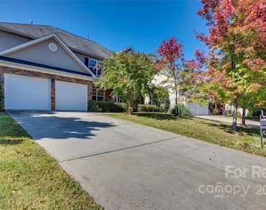 3845 Parkers Ferry Drive - Photo Thumbnail 1