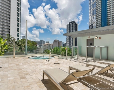 900 Biscayne Blvd - Photo Thumbnail 28