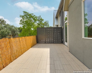 128 Marcia Pl - Photo Thumbnail 22