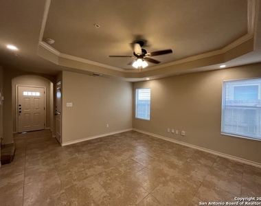 6506 Marcel Way - Photo Thumbnail 5