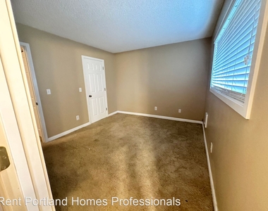 11289 Sw Springwood Drive - Photo Thumbnail 14