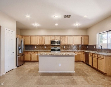 43236 Wild Horse Trail Unit - Photo Thumbnail 4