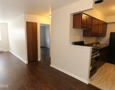 1040 W. Hollywood, Unit 803 - Photo Thumbnail 6