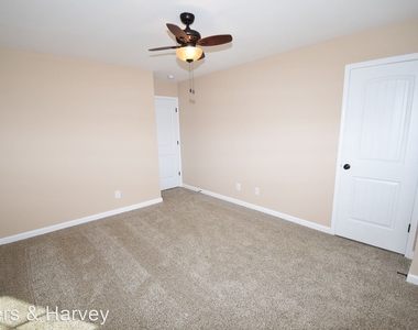 1110 Ash Ridge Drive - Photo Thumbnail 13